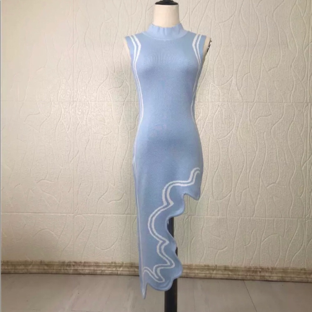 A Symmetrical sweater sleeveless dress